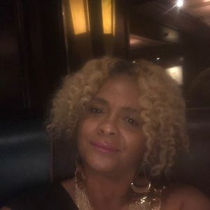 Meet your Posher, Patrice